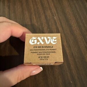 BNIB GXVE eye see in sparkle multidimensional eye pigment